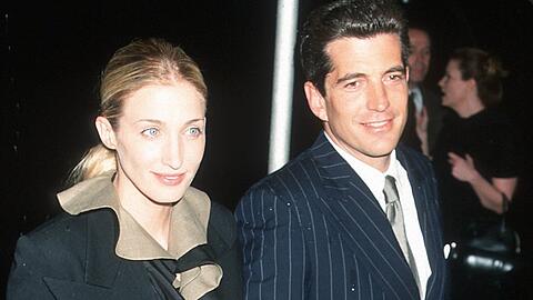 John F. Kennedy Jr. und seine Frau Carolyn starben 1999 bei einem Flugzeugabsturz.
