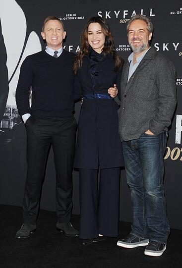 Daniel Craig, Bond-Girl Bérénice Marlohe und der Regisseur Sam Mendes