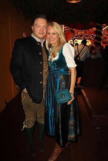 Fürst Alexander zu Schaumburg-Lippe mit Ehefrau Dr. Nadja Anna Zsöks Fürstin zu Schaumburg-Lippe