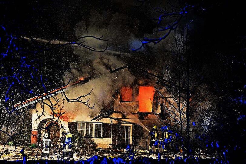 Wohnhausbrand in Unterwössen: Die Bilder vom Einsatz