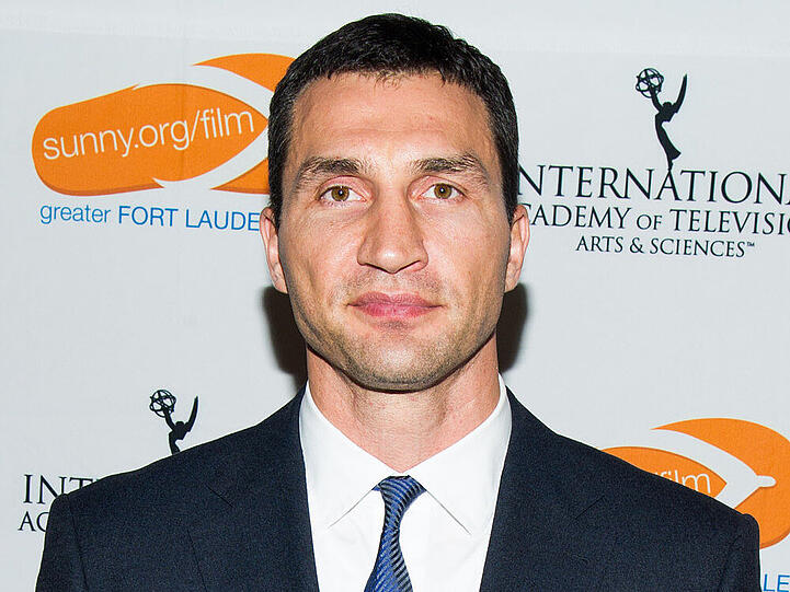 Wladimir Klitschko ist ganz begeistert von seiner kleinen Tochter Kaya