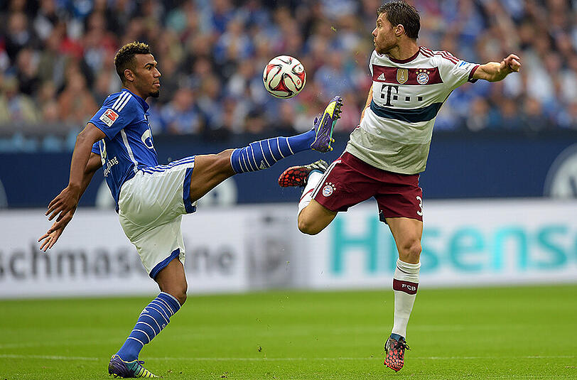28. August: Der FC Bayern reagiert auf den längerfristigen Ausfall von Vize-Kapitän Bastian Schweinsteiger und verpflichtet Xabi Alonso für zehn Millionen Euro von Real Madrid. Der 32-Jährige feiert nur zwei Tage später bei Schalke 04 (1:1/2. Spieltag), bei dem Lewandowski sein erstes Liga-Tor für die Münchner erzielt, ein starkes Debüt.