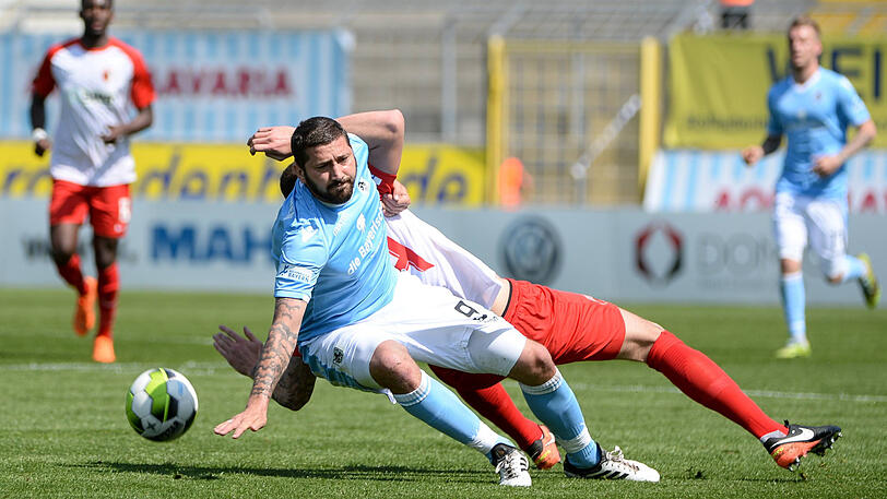 Sascha Mölders: Note 2. Torjäger vom Dienst! Sein Treffer gegen den Ex-Klub war bereits das 19. Saisontor. Die Augsburger fanden kein Mittel gegen den Angreifer.