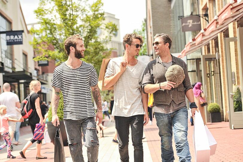 Andre Hamann, Simon Lohmeyer und Hardy Krüger jr. im Ingolstadt Village