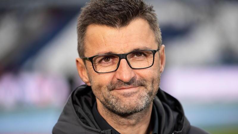 Michael Köllner ist vor dem Spiel im Stadion. Foto: Swen Pförtner/Archiv Michael Köllner ist vor dem Spiel im Stadion. Foto: Swen Pförtner/Archiv