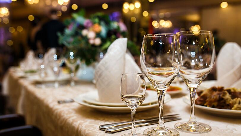 Die "Travelers' Choice Awards Best of the Best Restaurants and Food" zeichnen die besten Fine-Dining-Restaurants der Welt aus. Die "Travelers' Choice Awards Best of the Best Restaurants and Food" zeichnen die besten Fine-Dining-Restaurants der Welt aus.