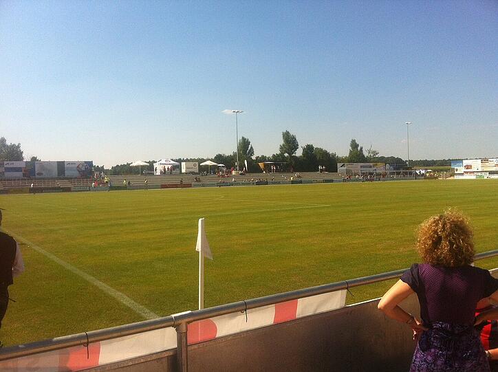 Der FC Bayern testet gegen den SV Seligenporten. Hier gibt's die ersten Bilder vom Spielfeld.