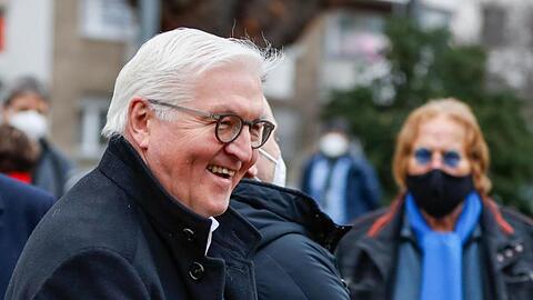 Bundespräsident Frank-Walter Steinmeier lächelt.