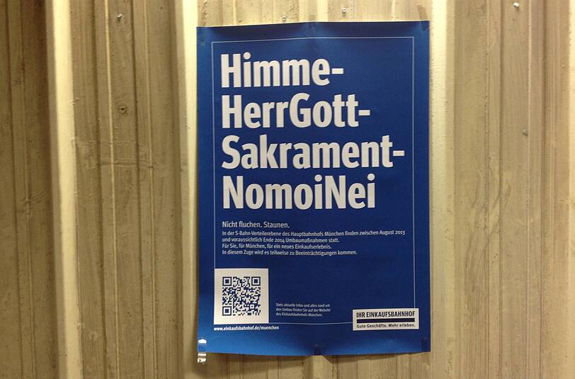 Im Hauptbahnhof hängen jetzt diese schönen Fluch-Plakate.
