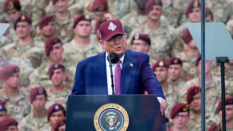 Wenige Tage vor einer großen Militärparade in Washington hat Donald Trump die Stärkung der amerikanischen Streitkräfte beschworen.