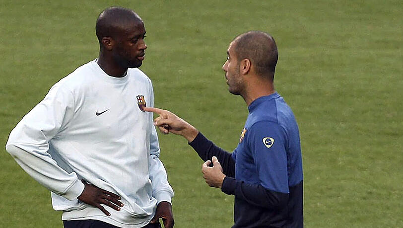 Als der heutige Bayern-Trainer Pep Guardiola (rechts) noch beim FC Barcelona arbeitete, hatte der Ivorer Yaya Toure (links) keine guten Karten. Bald könnten sich die beiden bei Manchester City erneut begegnen. Als der heutige Bayern-Trainer Pep Guardiola (rechts) noch beim FC Barcelona arbeitete, hatte der Ivorer Yaya Toure (links) keine guten Karten. Bald könnten sich die beiden bei Manchester City erneut begegnen.