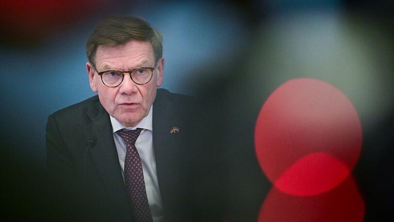 Auch die Bundesregierung greift den KI-Trend um den Pinguin auf. (Archivbild)