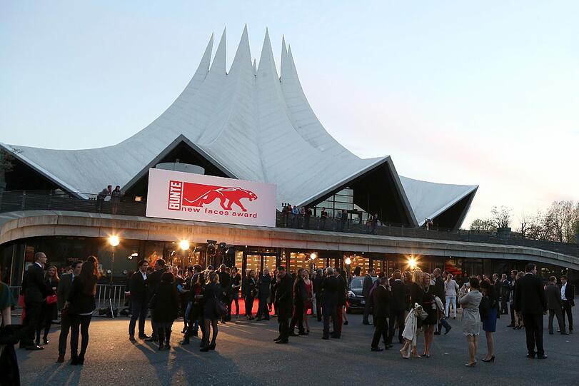 So sieht das Tempodrom von außen aus.