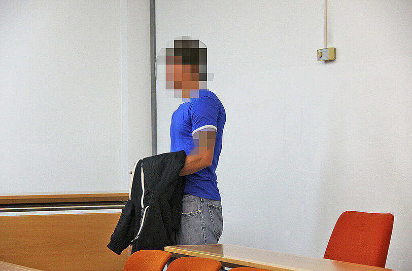 James F. kam ohne Anwalt zum Prozess &ndash; und wurde wegen Störung des öffentlichen Friedens verurteilt.