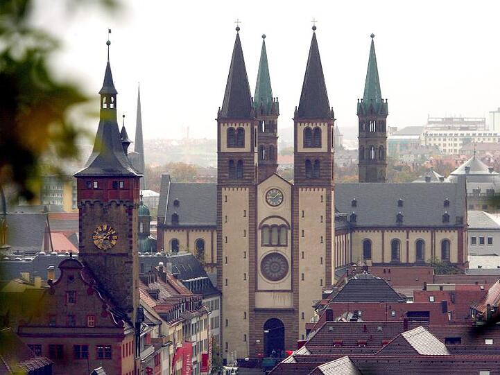 Der Würzburger Dom. Foto: Karl-Josef Hildenbrand/dpa