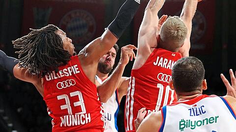 Geballte Kraft: Freddie Gillespie, Ognjen Jaramaz und die Bayern-Basketballer befinden sich in der bisher besten Phase der Saison.