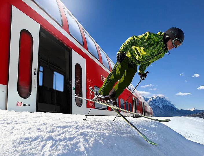 Vom Zug direkt auf die Piste: So stellt sich zumindest die Deutsche Bahn vor. Foto: DB AG