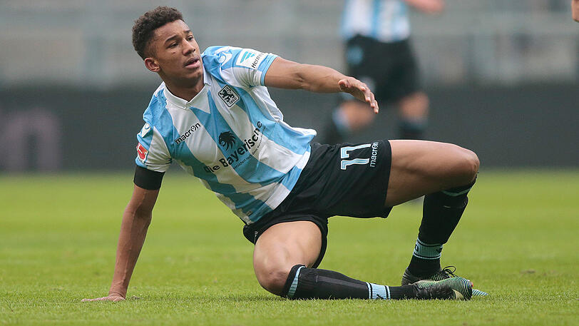 Felix Uduokhai - Der Juniorennationalspieler ist DER Gewinner der Hinserie. Der 19-Jährige beweist seine Zweikampfstärke, aber auch, dass er ball- und passsicher ist. Ein Fußballer der neuen Generation, der hervorragendes Potenzial im Spielaufbau andeutet.