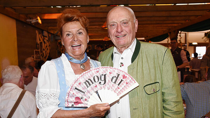 Gabriele Weishäupl mit Peter Schottenhamel.