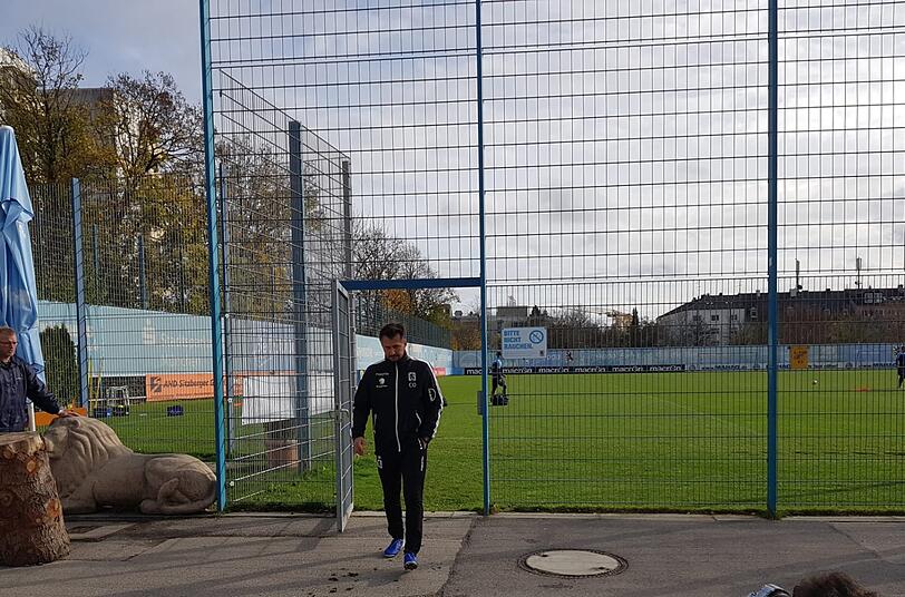 Am Mittwoch leitete der bisherige Co-Trainer Oliver Beer das Training der Löwen.