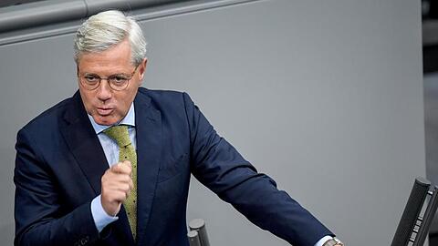 Norbert Röttgen (CDU) spricht bei einer Sitzung im Bundestag. Foto: Britta Pedersen/dpa-Zentralbild/dpa/Archivbild