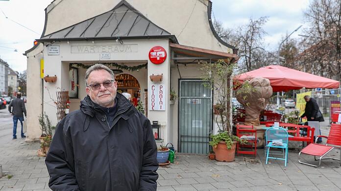 Jörg Mertens ist chronisch krank und bezieht Hartz IV. Jetzt, wo alle Kosten steigen, müsse er sich entscheiden, ob er "Strom bezahlen oder essen" soll.