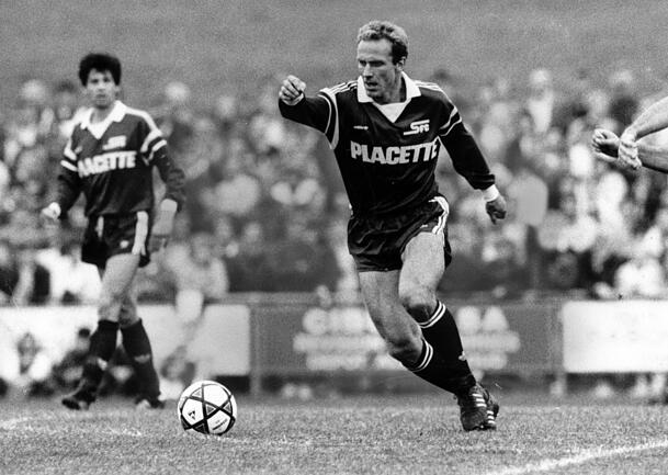 Lies seine Spielerkarriere in der Schweiz ausklingen: Ex-Bayern-Boss Karl-Heinz Rummenigge. Lies seine Spielerkarriere in der Schweiz ausklingen: Ex-Bayern-Boss Karl-Heinz Rummenigge.