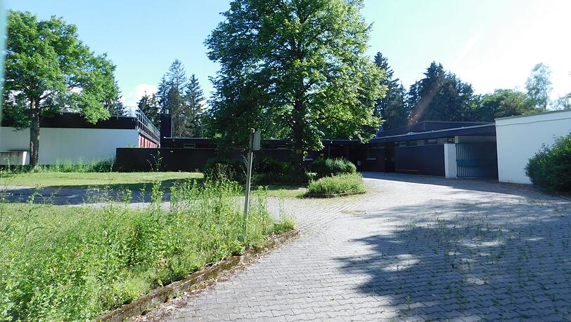 Die heutige Sporthalle auf dem Areal.