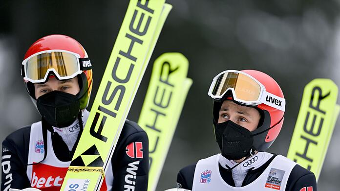 Die Kombinierer Terence Weber (l) und Eric Frenzel.