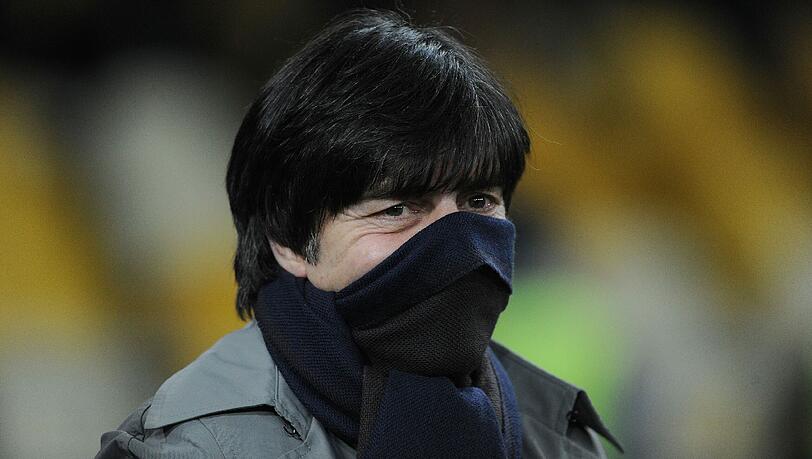 Drei Gegentore: Auch wenn dieses Bild eine andere Sprache spricht - Bundestrainer Joachim Löw ist nicht unzufrieden. Drei Gegentore: Auch wenn dieses Bild eine andere Sprache spricht - Bundestrainer Joachim Löw ist nicht unzufrieden.