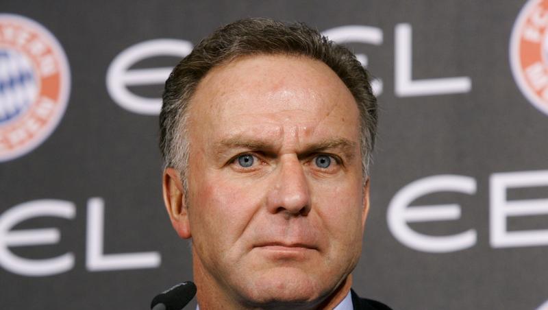 „Wir sollten nur noch auf den FC Bayern schauen und siegen“, sagte Vorstandsboss Karl-Heinz Rummenigge. „Wir sollten nur noch auf den FC Bayern schauen und siegen“, sagte Vorstandsboss Karl-Heinz Rummenigge.