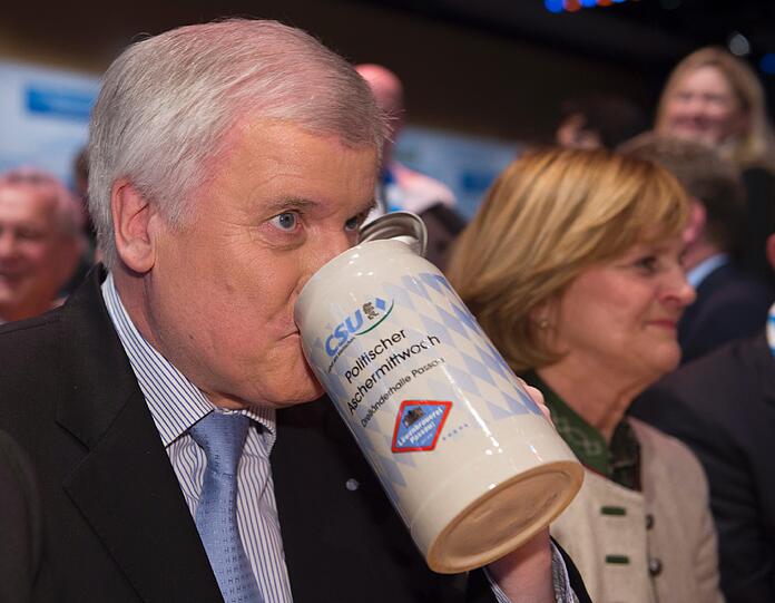 Politischer Aschermittwoch der CSU in Passau - die Bilder aus der Dreiländerhalle