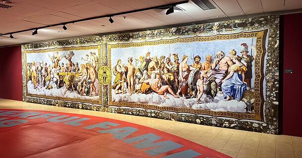 Blick in die Ausstellung "Meisterwerke". Blick in die Ausstellung "Meisterwerke".