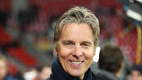 Der Norweger Jan Aage Fjörtoft spekuliert darüber, dass Bayern-Boss Oliver Kahn abgesetzt werden könnte.