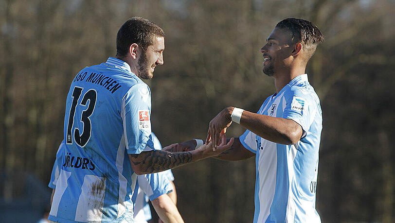 Sascha Mölders (l.) und Rubin Okotie (r.) stehen nicht gemeinsam in der Startaufstellung. Sascha Mölders (l.) und Rubin Okotie (r.) stehen nicht gemeinsam in der Startaufstellung.