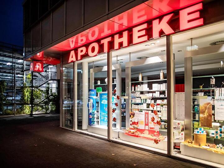 Die Heilig-Geist-Apotheke in Köln-Longerich.