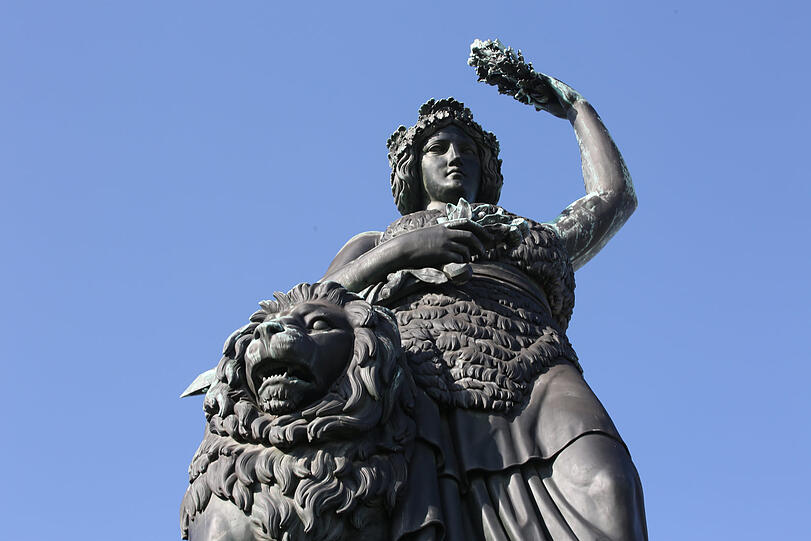 Das wohl bekannteste Denkmal Münchens. Allein schon, weil es an der Wiesn steht: die Bavaria von 1850.