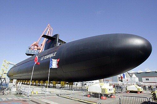«Le Terrible» im Hafen von Cherbourg