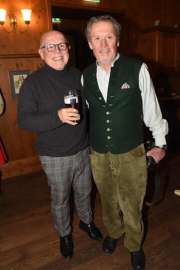 Moderator J&uuml;rgen Kirner (l., BR-&ldquo;Brettl-Spitzen&ldquo;) und Schauspieler Hansi Kraus.