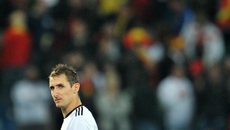 Miroslav Klose möchte bei der WM 2014 in Brasilien dabei sein Miroslav Klose möchte bei der WM 2014 in Brasilien dabei sein