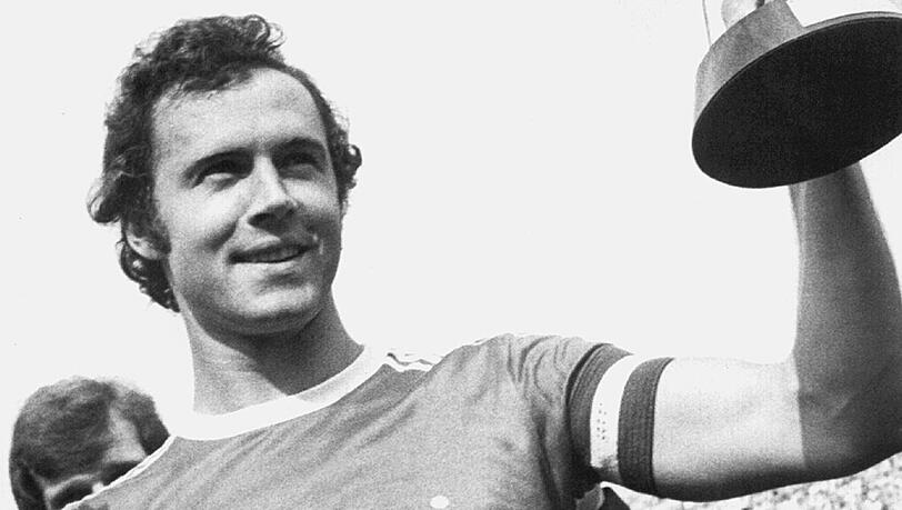 Franz Beckenbauer spielte von 1964 bis 1978 für den FC Bayern. Franz Beckenbauer spielte von 1964 bis 1978 für den FC Bayern.