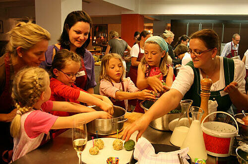 Kochkurs mit der Südtiroler Bäuerin Martha Thaler, Foto: H.W. Rodrian