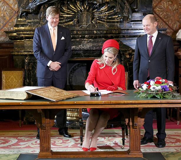 Königin Máxima und König Willem-Alexander der Niederlande bei ihrem Besuch in Hamburg