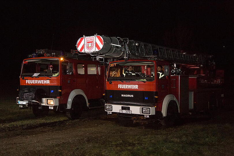 Wohnhausbrand in Wäschhausen - die Bilder vom Feuerwehreinsatz