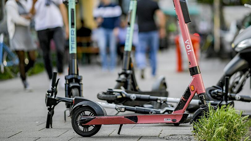 E-Scooter von verschiedenen Anbietern beherrschten letzten Sommer das Stadtbild von vielen Großstädten.