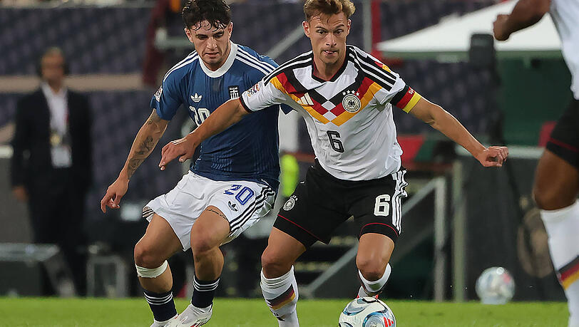 Gegen Griechenland f&auml;lschte Kimmich den Schuss zum 0:1 ungl&uuml;cklich ab.