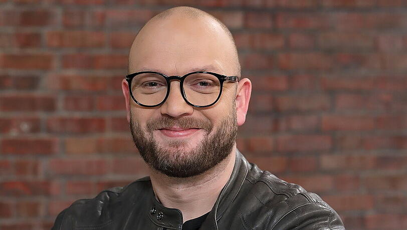 Sven Deutschmanek ist einer der Stars aus "Bares für Rares". Sven Deutschmanek ist einer der Stars aus "Bares für Rares".