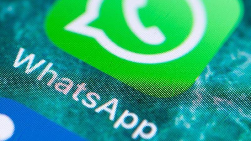 WhatsApp ist praktisch, zweifellos &ndash; aber die App sammelt auch private Daten. Im Video sehen Sie, was Sie dagegen tun können.
