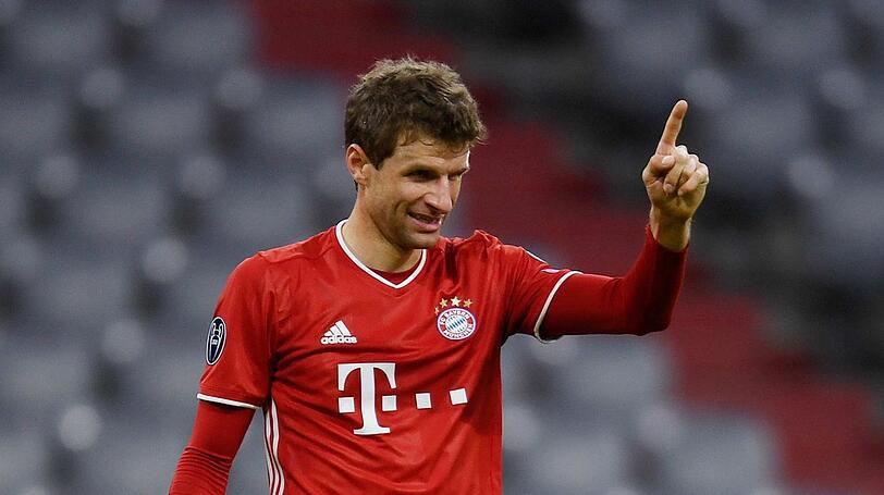 Halb Spieler, halb Coach: Bayerns Thomas Müller.
