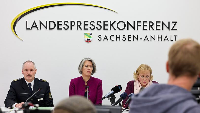 Eine Woche vor Weihnachten informierte Sachsen-Anhalts Innenministerin Tamara Zieschang (CDU) über die möglichen Anschlagspläne. (Archivbild) Eine Woche vor Weihnachten informierte Sachsen-Anhalts Innenministerin Tamara Zieschang (CDU) über die möglichen Anschlagspläne. (Archivbild)